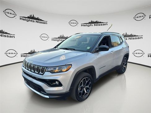 Used 2025 Jeep Compass Limited AWD/4WD image 8