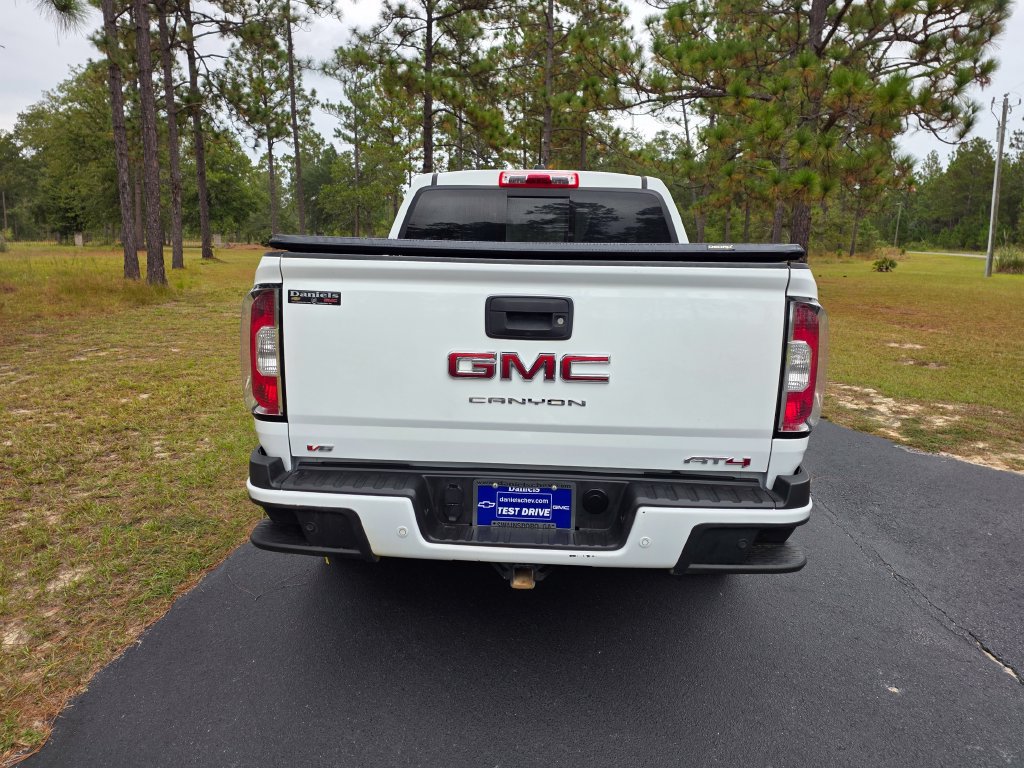 Used 2022 GMC Canyon AT4 w/ Trailering Package AWD/4WD image 4
