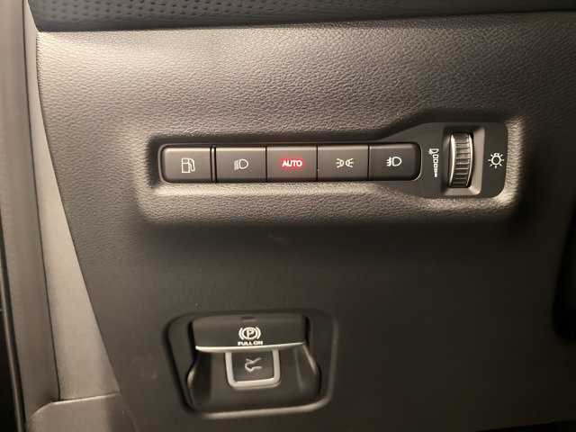Used 2026 Jeep Cherokee Limited AWD/4WD image 17