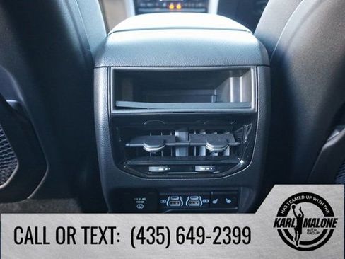 Used 2022 Jeep Grand Cherokee Limited 4xe image 32