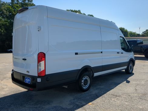 Certified 2024 Ford Transit 350 148 High Roof Extended RWD image 3