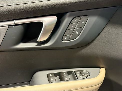 New 2026 Buick Enclave Preferred w/ Power Package FWD image 16
