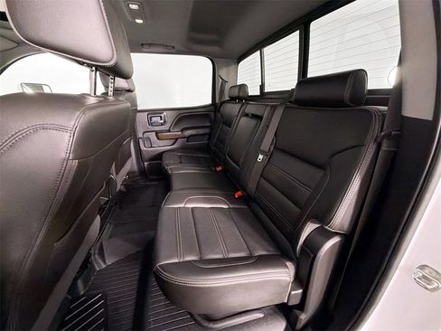 Used 2019 GMC Sierra 3500 Denali image 23