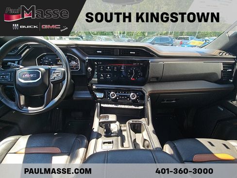 Used 2023 GMC Sierra 1500 AT4 w/ Technology Package AWD/4WD image 17