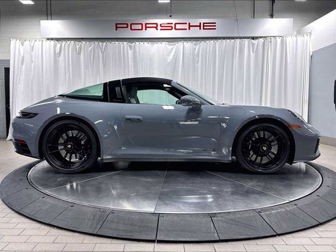 Used 2024 Porsche 911 Targa 4 GTS AWD/4WD image 10