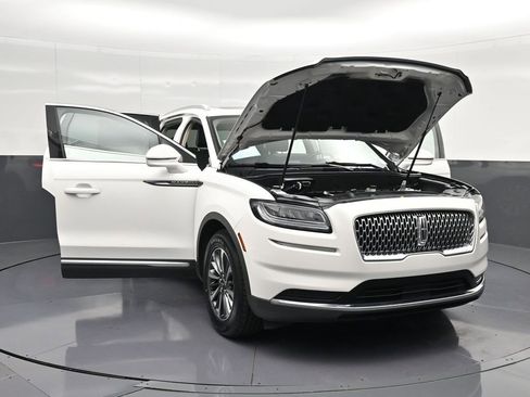 Used 2023 Lincoln Nautilus Reserve FWD image 34