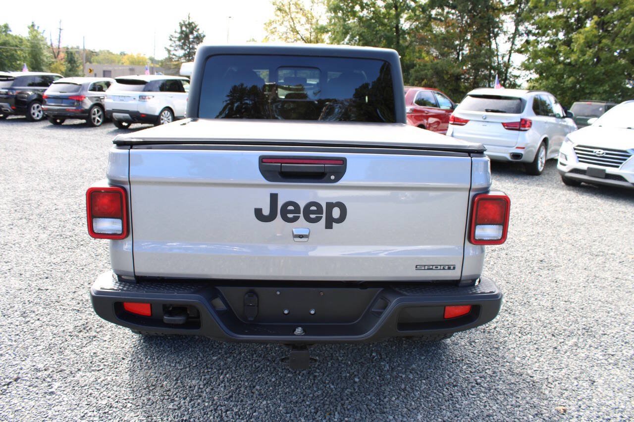 Used 2020 Jeep Gladiator Sport w/ Quick Order Package 24S AWD/4WD image 8