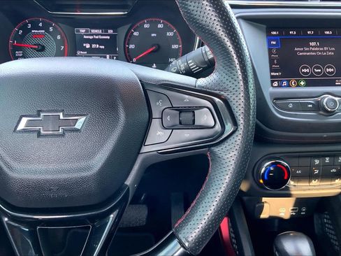 Used 2022 Chevrolet TrailBlazer RS FWD image 24
