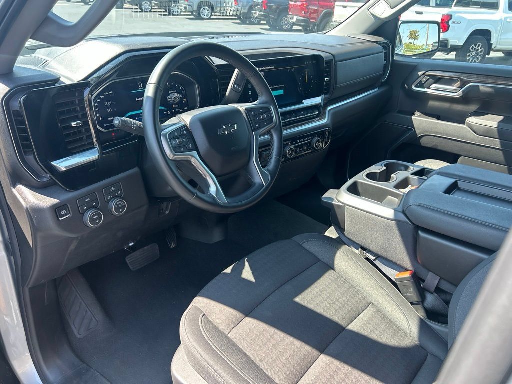 Used 2026 Chevrolet Silverado 1500 RST AWD/4WD image 19