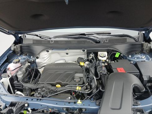 New 2026 Buick Envista Sport Touring FWD image 32