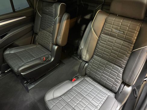 New 2026 Cadillac Escalade V w/ LPO, ONYX Package image 55