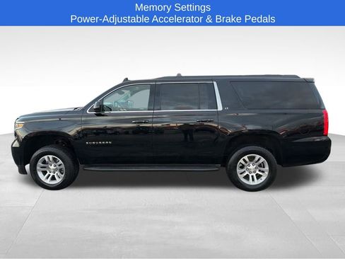 Used 2016 Chevrolet Suburban LT w/ Luxury Package image 10