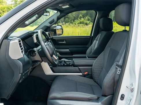 Certified 2026 Toyota Tundra SR5 RWD image 11