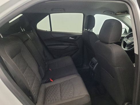 Used 2020 Chevrolet Equinox LT FWD image 19