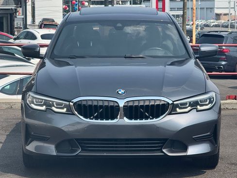 Used 2021 BMW 330i xDrive Sedan w/ Premium Package AWD/4WD image 10