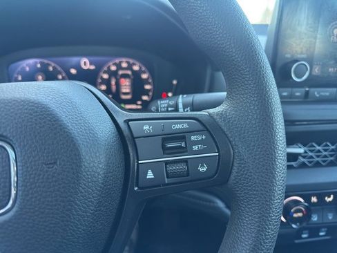 Used 2023 Honda Accord EX image 19