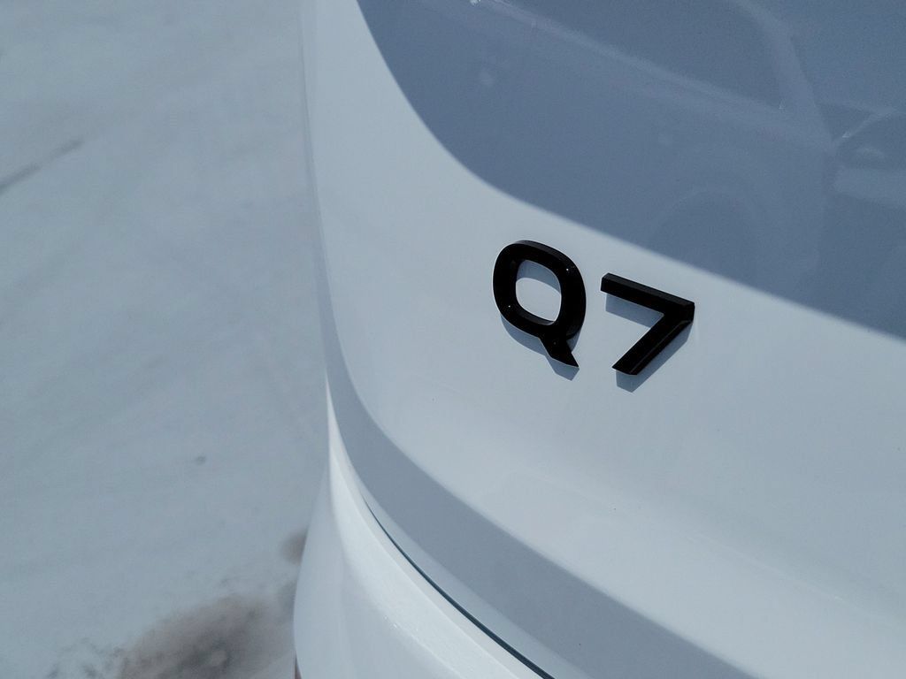 New 2026 Audi Q7 3.0T Premium AWD/4WD image 5