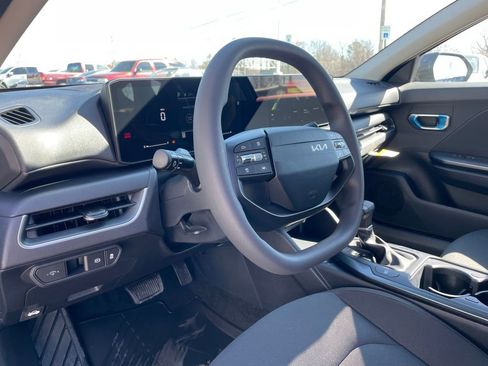 New 2026 Kia K4 FWD image 9