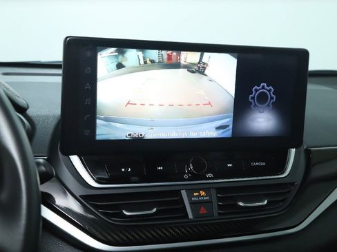 Certified 2024 Nissan Altima 2.5 SR w/ SR Premium Package image 30