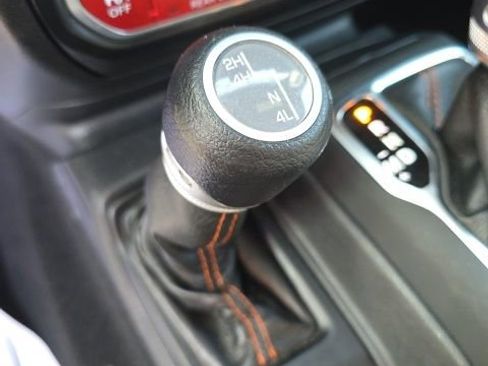 Used 2021 Jeep Gladiator Mojave w/ Trailer Tow Package image 36