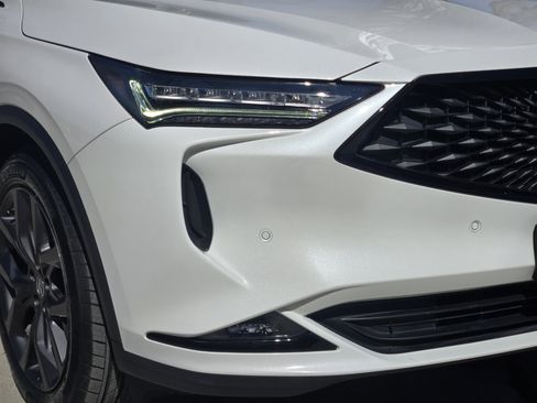 Used 2023 Acura MDX A-Spec image 9