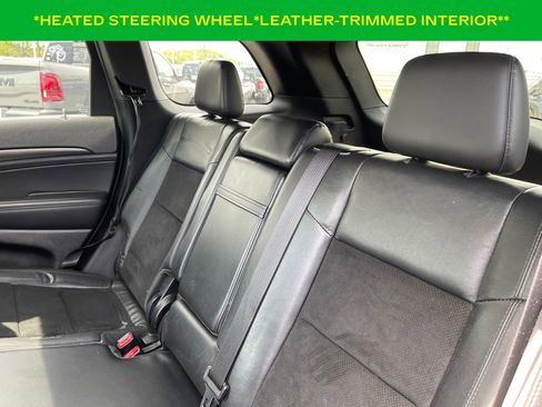 Used 2015 Jeep Grand Cherokee Altitude AWD/4WD image 8