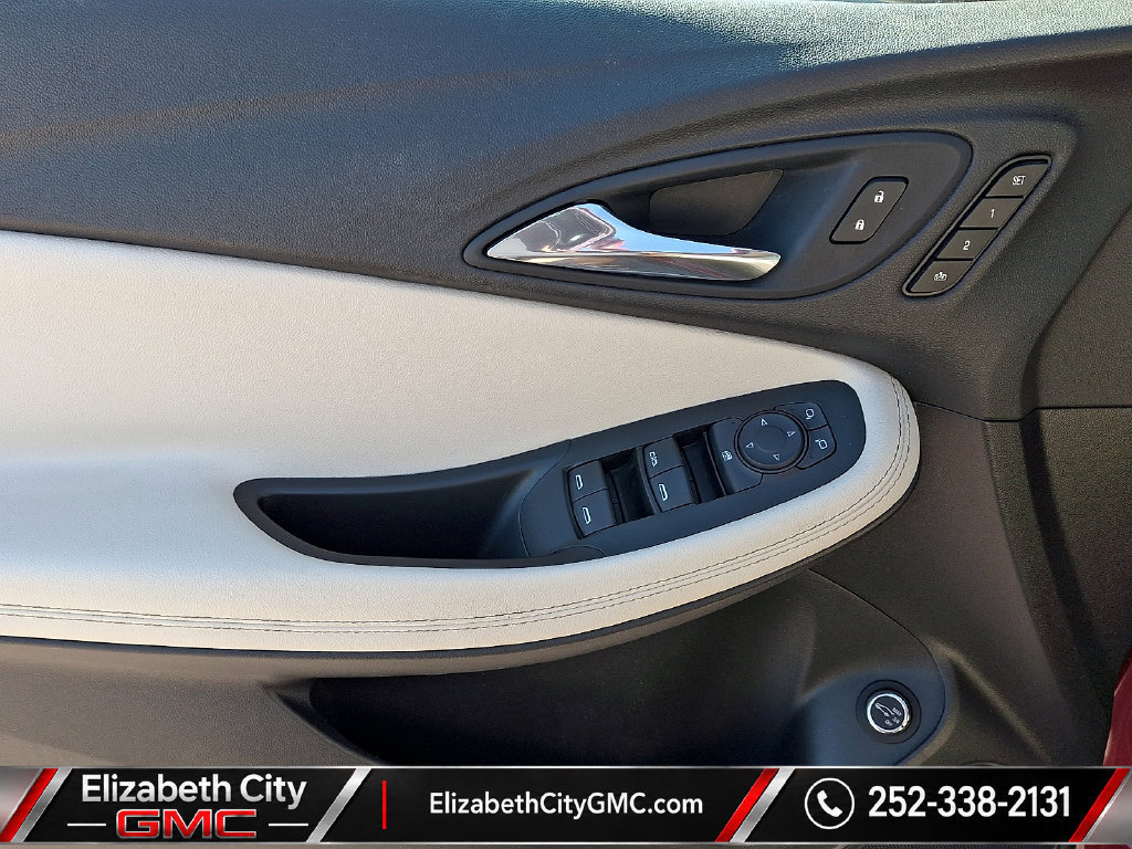 Used 2021 Buick Encore GX Essence w/ Advanced Technology Package FWD image 15