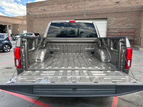 Used 2018 Ford F150 Lariat w/ Equipment Group 502A Luxury AWD/4WD image 27