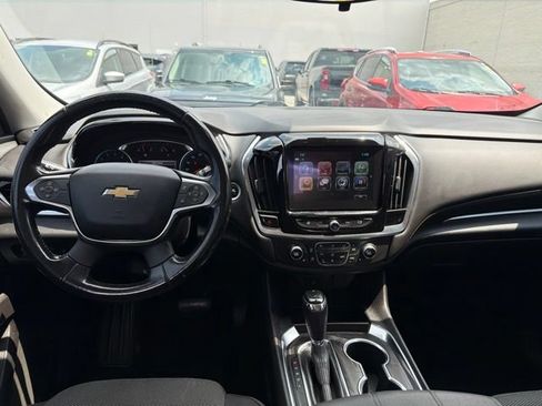 Used 2019 Chevrolet Traverse LT AWD/4WD image 21