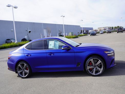 Used 2025 Genesis G70 2.5T w/ Sport Prestige Package image 4