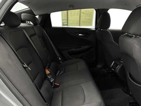 Used 2023 Chevrolet Malibu LT image 33