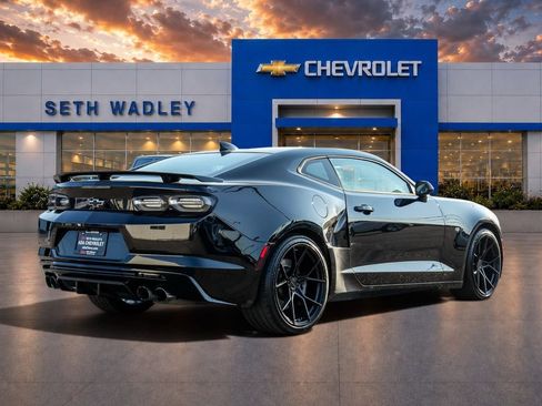 Used 2023 Chevrolet Camaro SS RWD image 7
