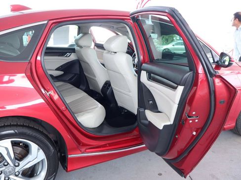 Used 2018 Honda Accord EX-L image 35