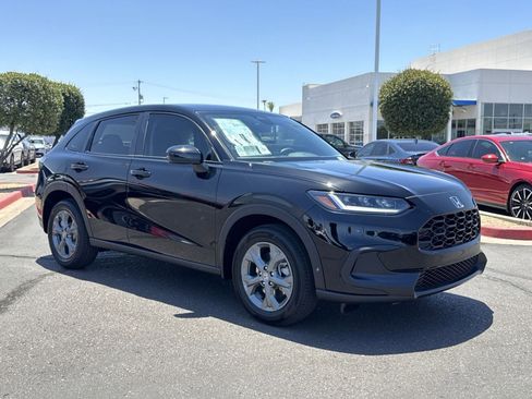 New 2026 Honda HR-V LX image 4