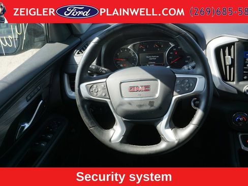 Used 2024 GMC Terrain SLT AWD/4WD image 14