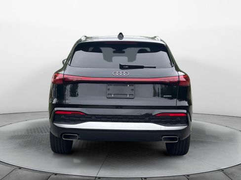 Used 2025 Audi Q5 Premium Plus w/ Premium Plus AWD/4WD image 6