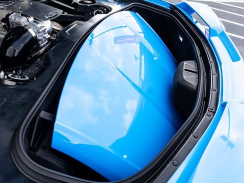 Used 2021 Chevrolet Corvette Stingray Preferred Cpe w/ Z51 Performance Package RWD image 47