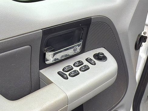 Used 2007 Ford F150 XL image 15