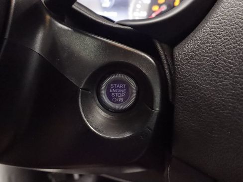 Certified 2023 Jeep Renegade Latitude w/ Sun/Sound Group AWD/4WD image 29