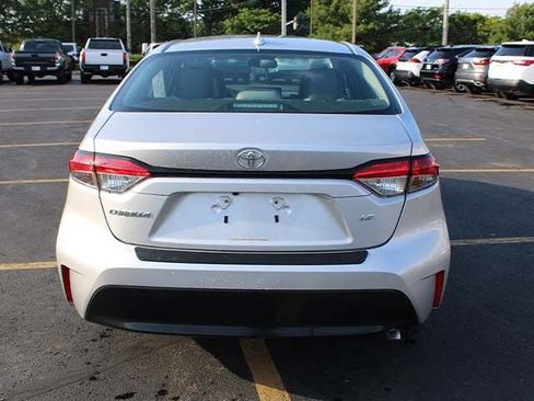 Used 2024 Toyota Corolla LE FWD image 6