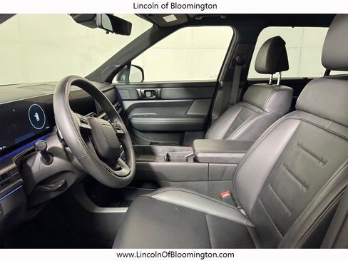 Used 2024 Hyundai Santa Fe Calligraphy AWD/4WD image 18