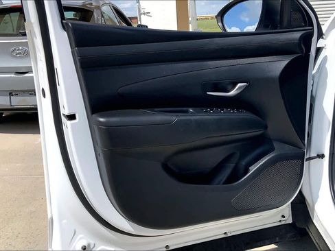 Certified 2026 Hyundai Santa Cruz SE image 22