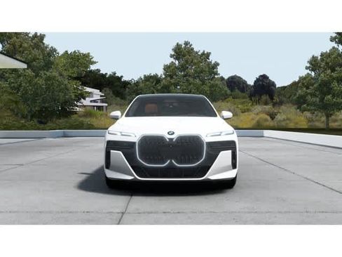 New 2026 BMW 750e xDrive AWD/4WD image 3