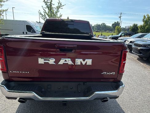 Used 2025 RAM 1500 Limited AWD/4WD image 9