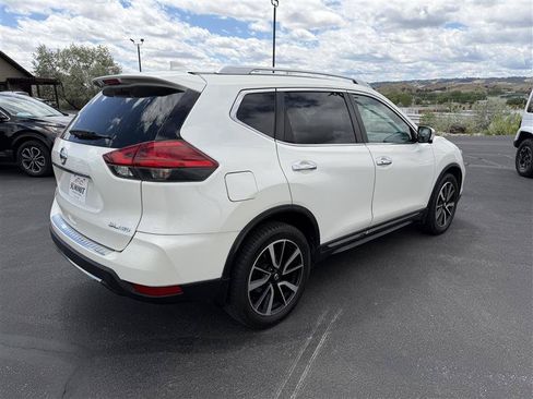 Used 2017 Nissan Rogue SL w/ SL Premium Package AWD/4WD image 7