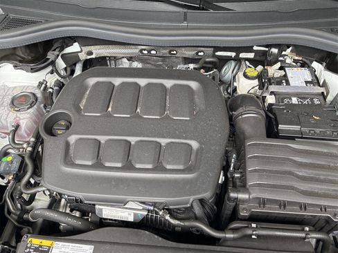 Used 2025 Volkswagen Tiguan S FWD image 11