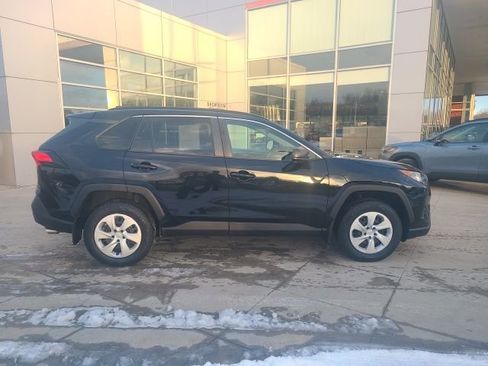 Used 2019 Toyota RAV4 LE w/ All Weather Liner Package image 8