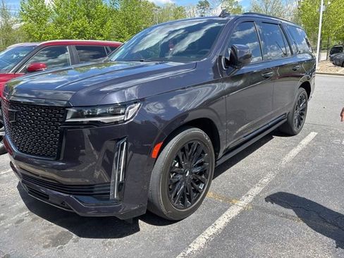 Used 2022 Cadillac Escalade Premium Luxury w/ Performance Package image 7