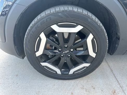 Used 2024 Kia Telluride S w/ S Sunroof Package AWD/4WD image 2