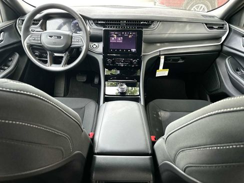 New 2026 Jeep Grand Cherokee Laredo X image 26